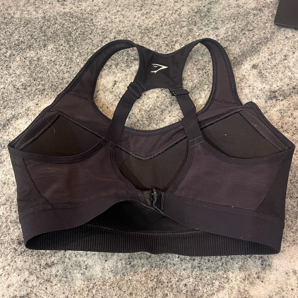 Gymshark Black  Sports Bra - Picture 2 of 3